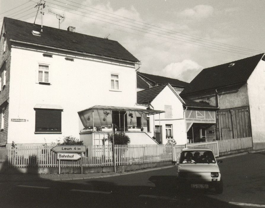 Burgsolms, Kegelbahnstraße 01