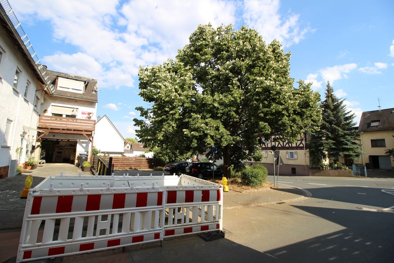 Burgsolms, Kegelbahnstraße 02