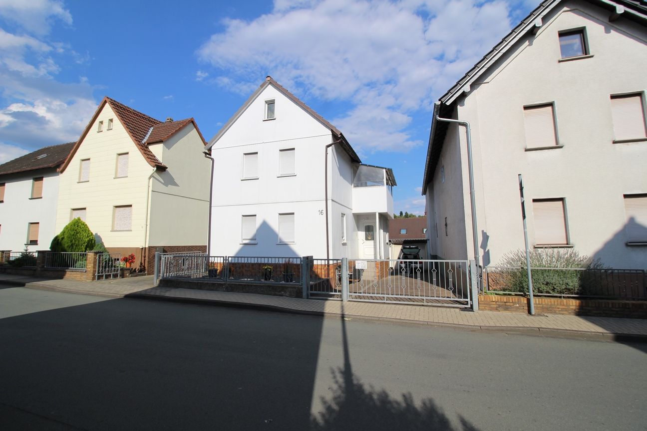 Burgsolms, Kegelbahnstraße 16