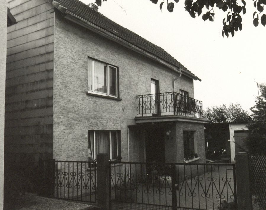 Burgsolms, Burghof 07