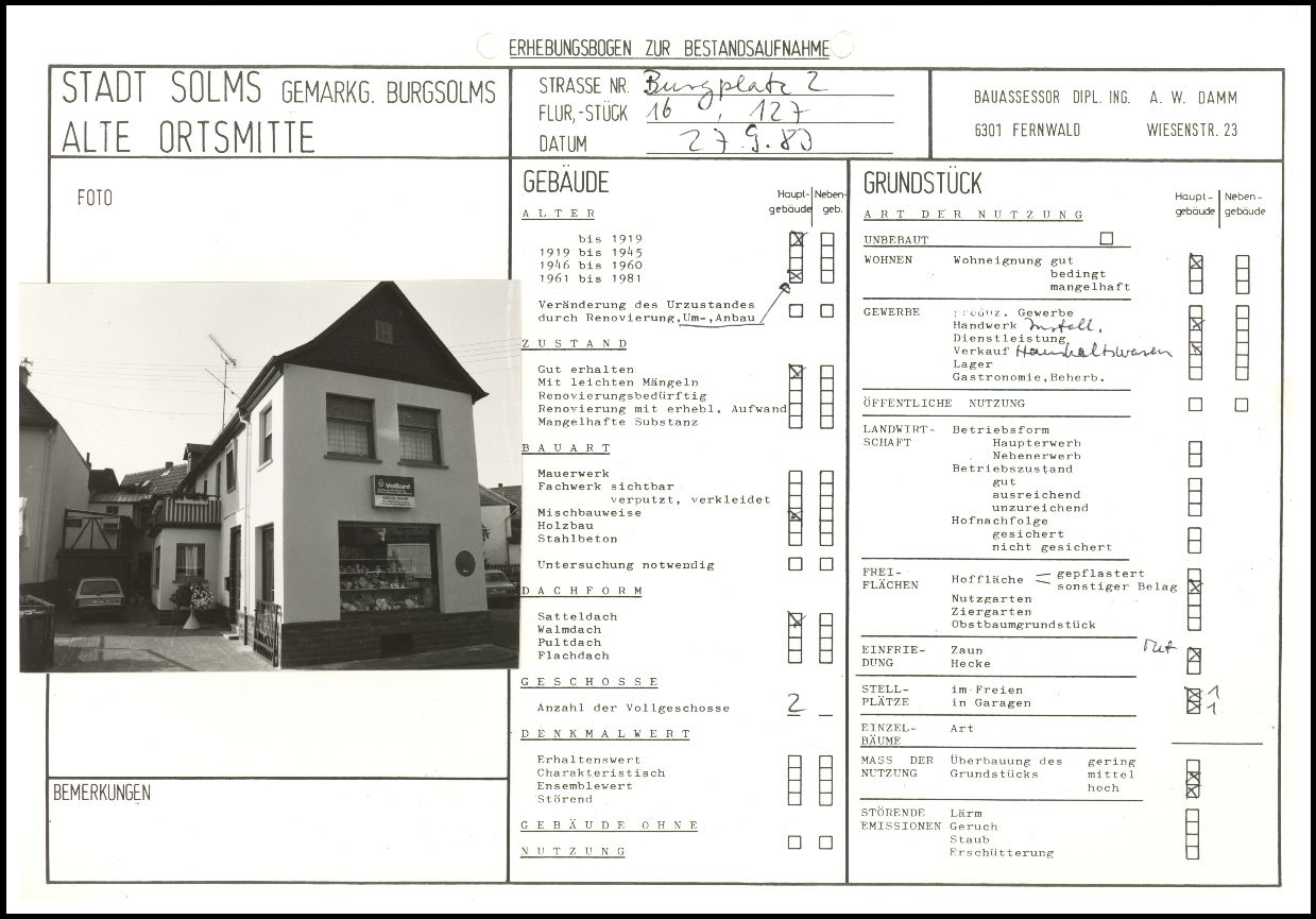 Burgsolms, Burgplatz 02