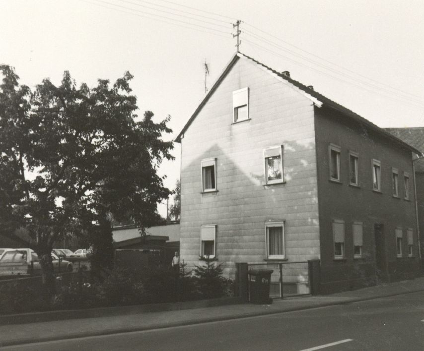 Burgsolms, Georgshüttenstraße 17