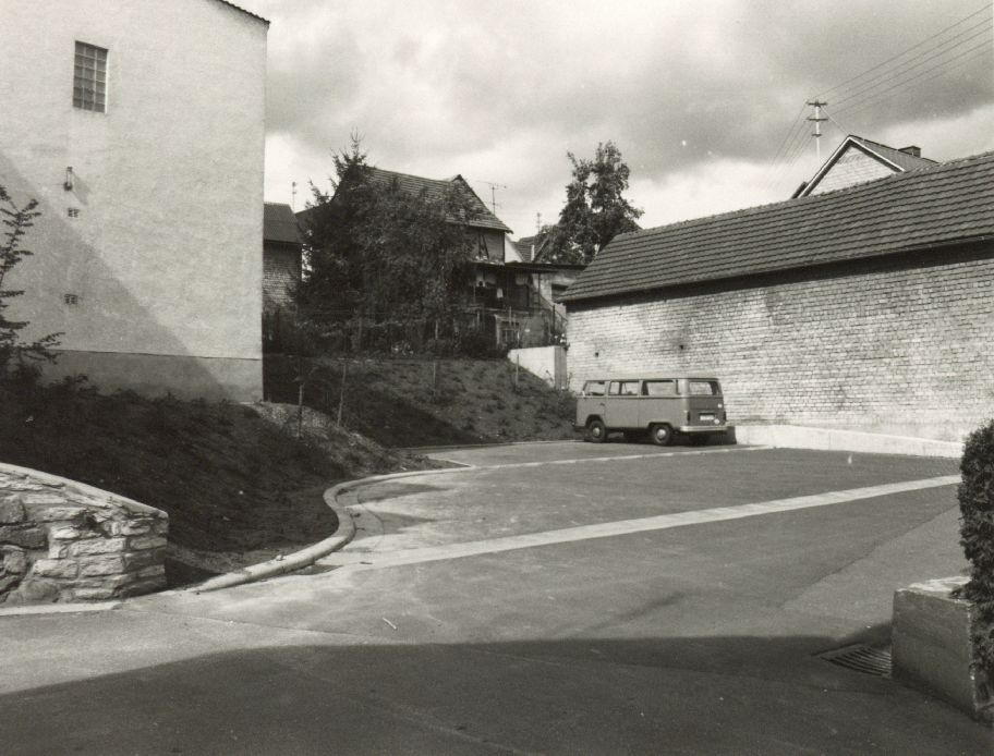 Burgsolms, Höllenstraße 09