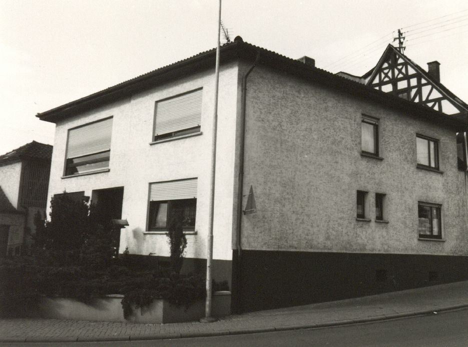 Burgsolms, Lindenstraße 47