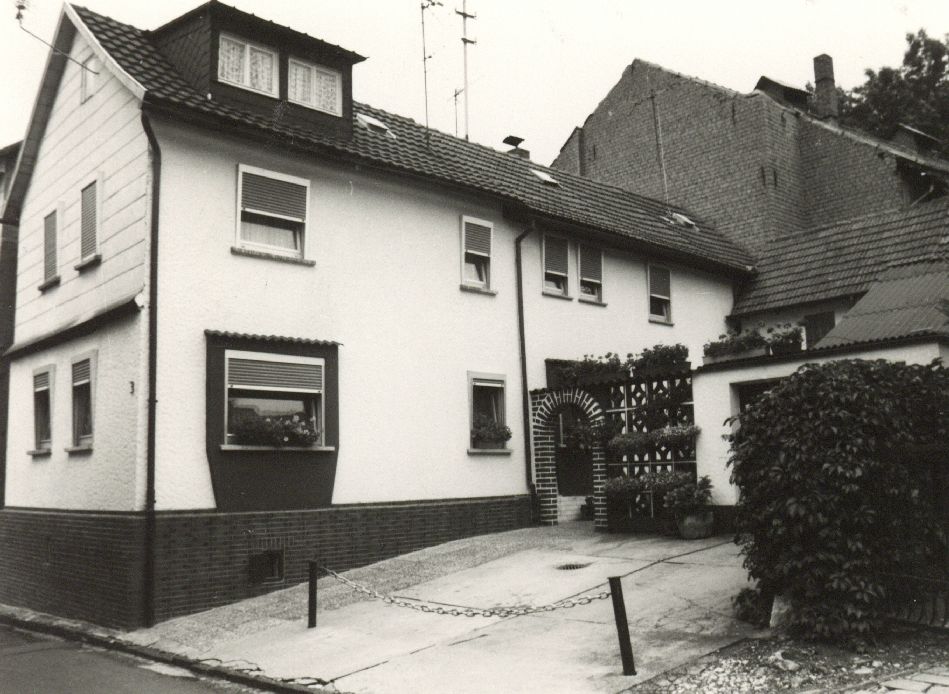 Burgsolms, Mühlweg 03 und 05