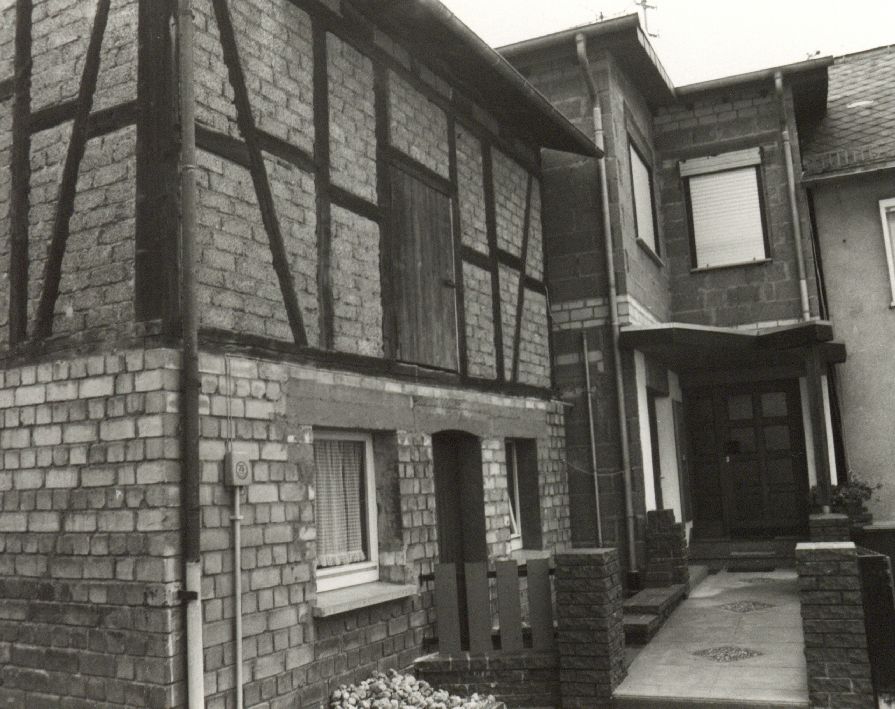 Burgsolms, Mühlweg 04a