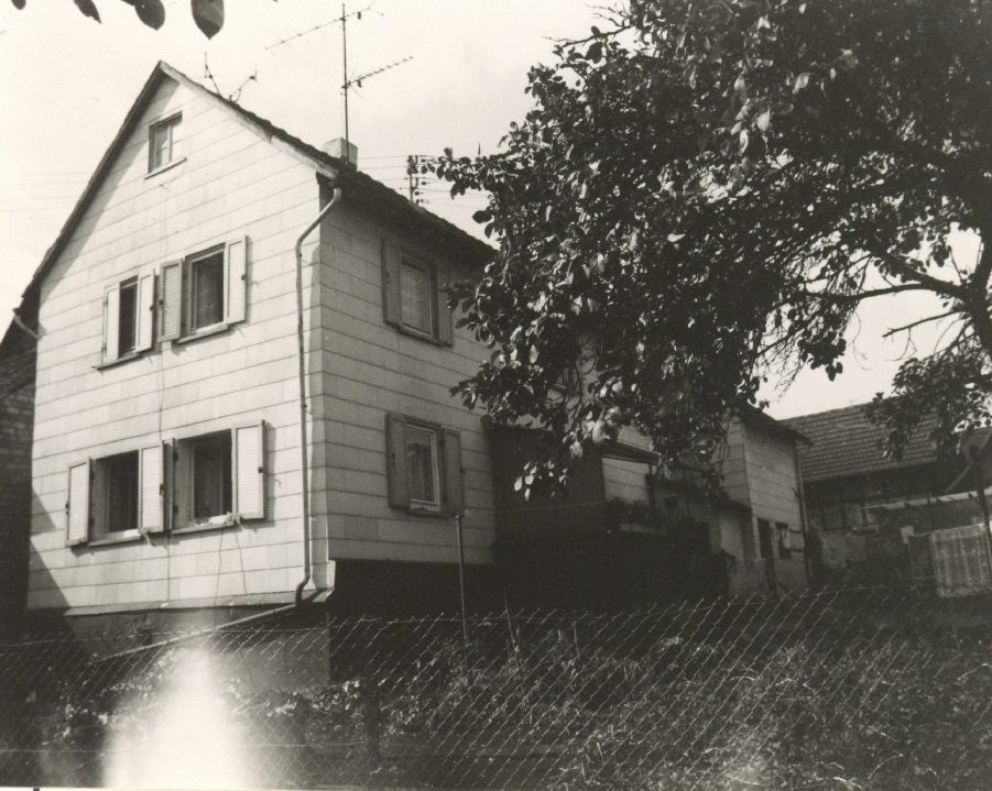 Burgsolms, Solmsbachstraße 09