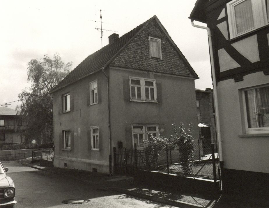Burgsolms, Solmsbachstraße 11