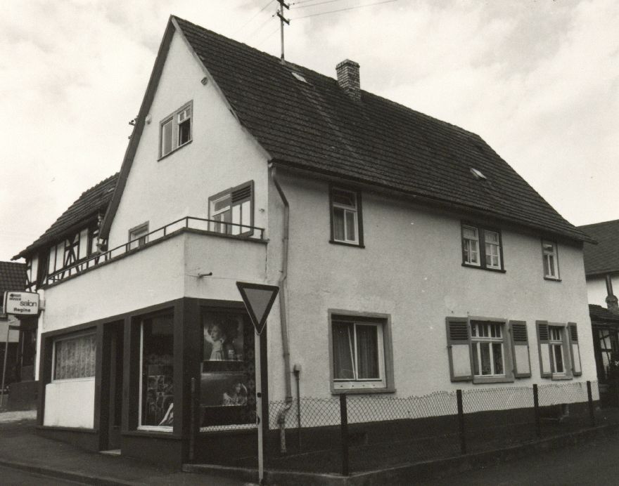 Burgsolms, Solmsbachstraße 14